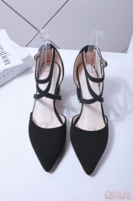 【專柜品質(zhì)時(shí)尚尖頭粗跟女鞋OL百搭女涼鞋廠家直銷xl6287】武侯區(qū)熙琳鞋業(yè)經(jīng)營部 - 產(chǎn)品庫